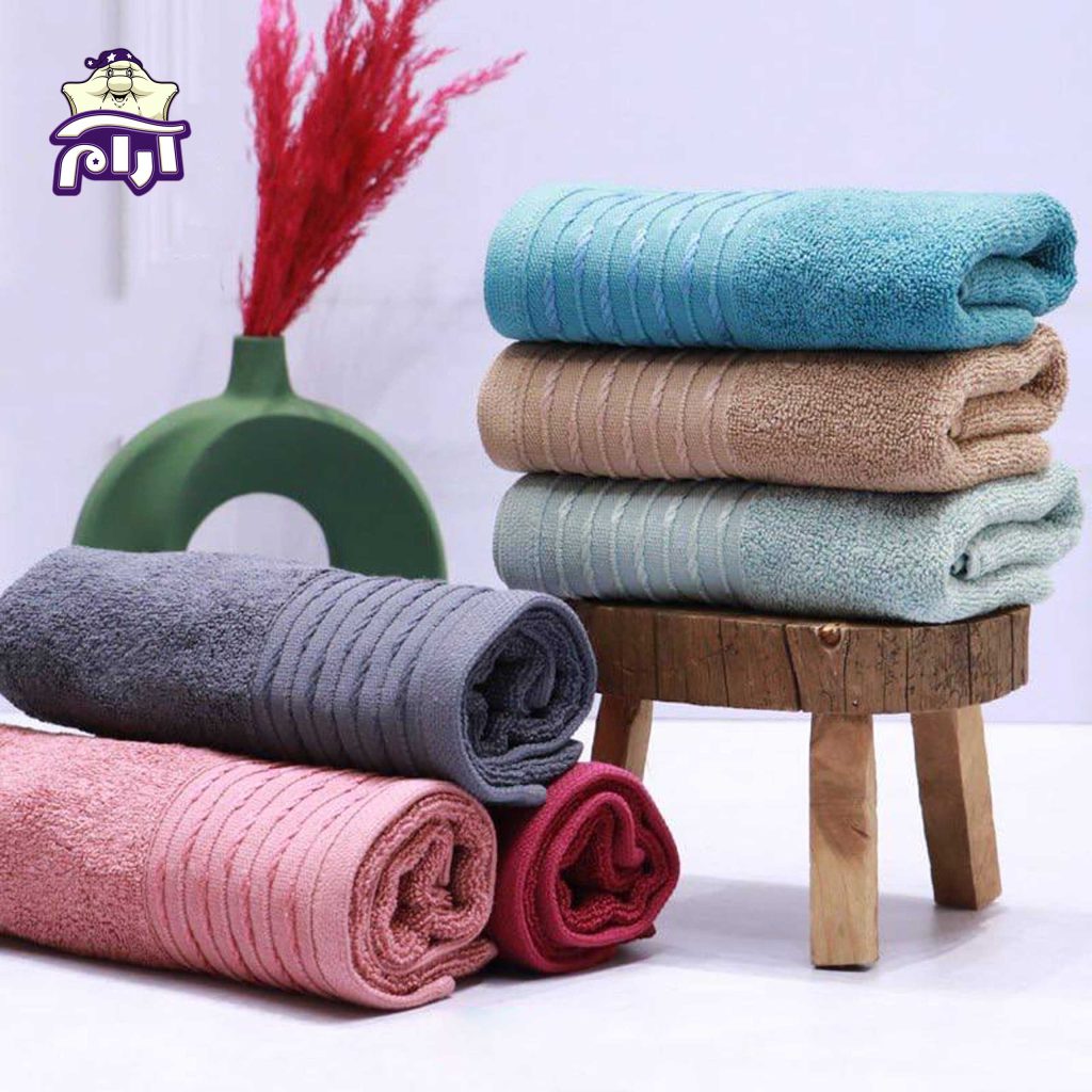 حوله دستی بهباف آذر مدل گیسو سایز 80×40 سانتی‌متر
