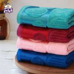 حوله دستی بهباف آذر مدل کادوس سایز 80×40 سانتی‌متر