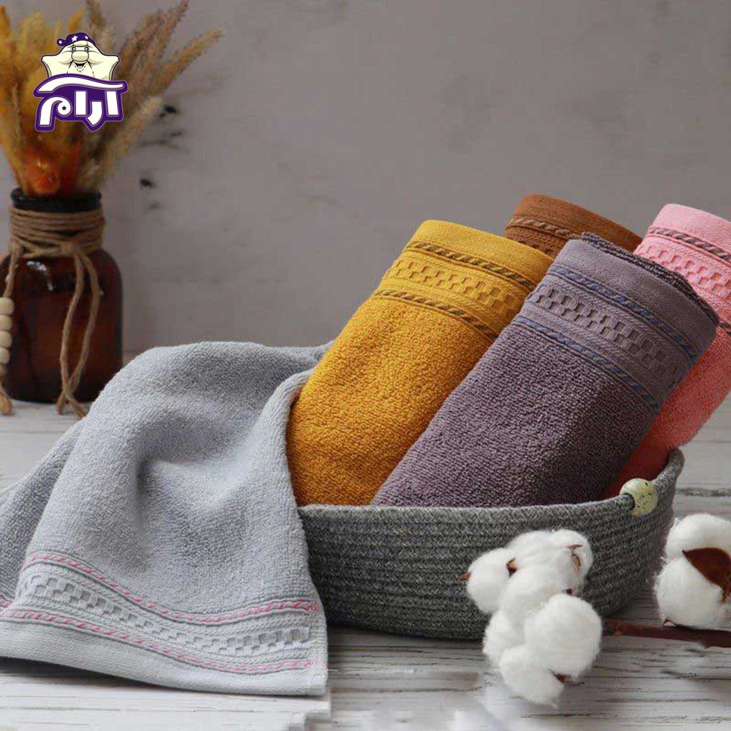 حوله دستی بهباف آذر مدل هاریکا سایز 60×30 سانتی‌متر